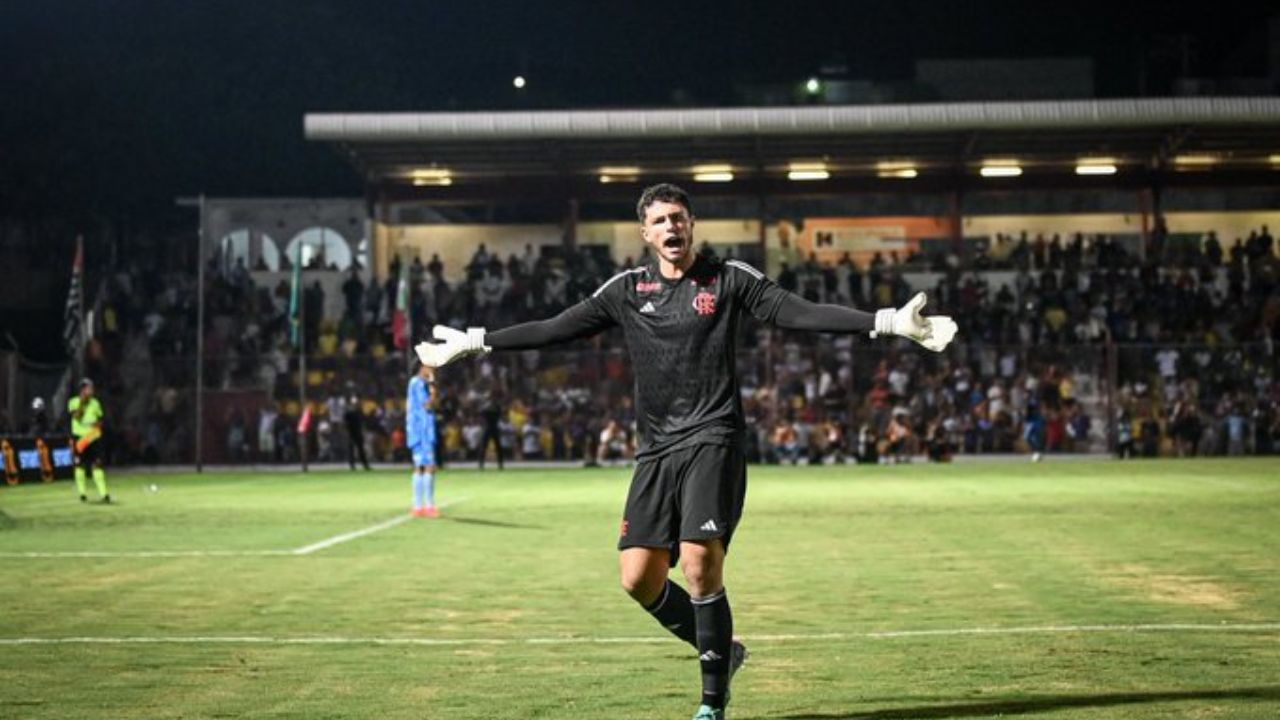 GOLEIRO DO FLAMENGO DESABAFA APÓS ELIMINAÇÃO DA COPINHA: "FALTOU ENTROSAMENTO"!